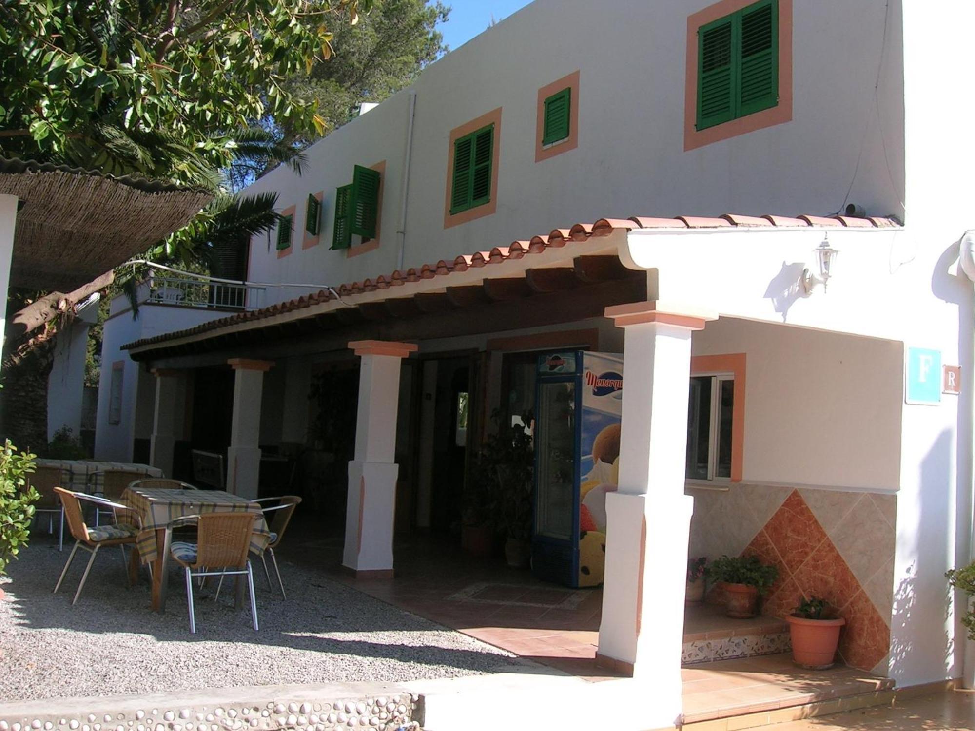 Pension Las Tres Golondrinas Es Figueral Exterior photo